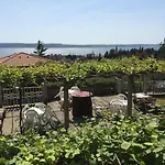 Leko Apartman *