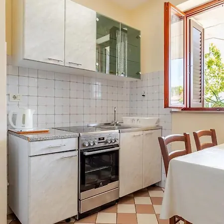 Apartman Leko *