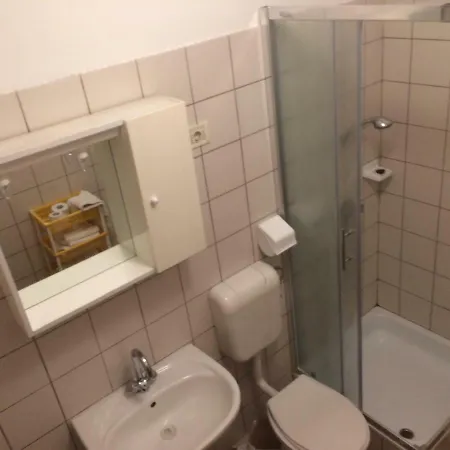 Apartman Leko *